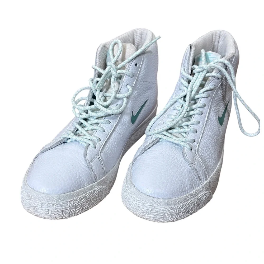Nike SB Blazer Mid Premium Sneaker Shoe White Glacier Women's size 7